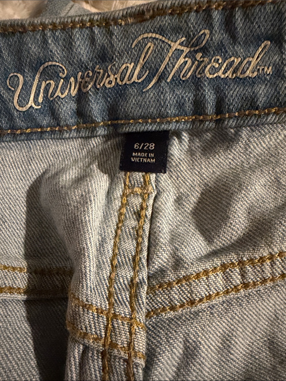 Universal Thread Light Wash Distressed Cropped Wide-Leg Jeans - Picture 8 of 9